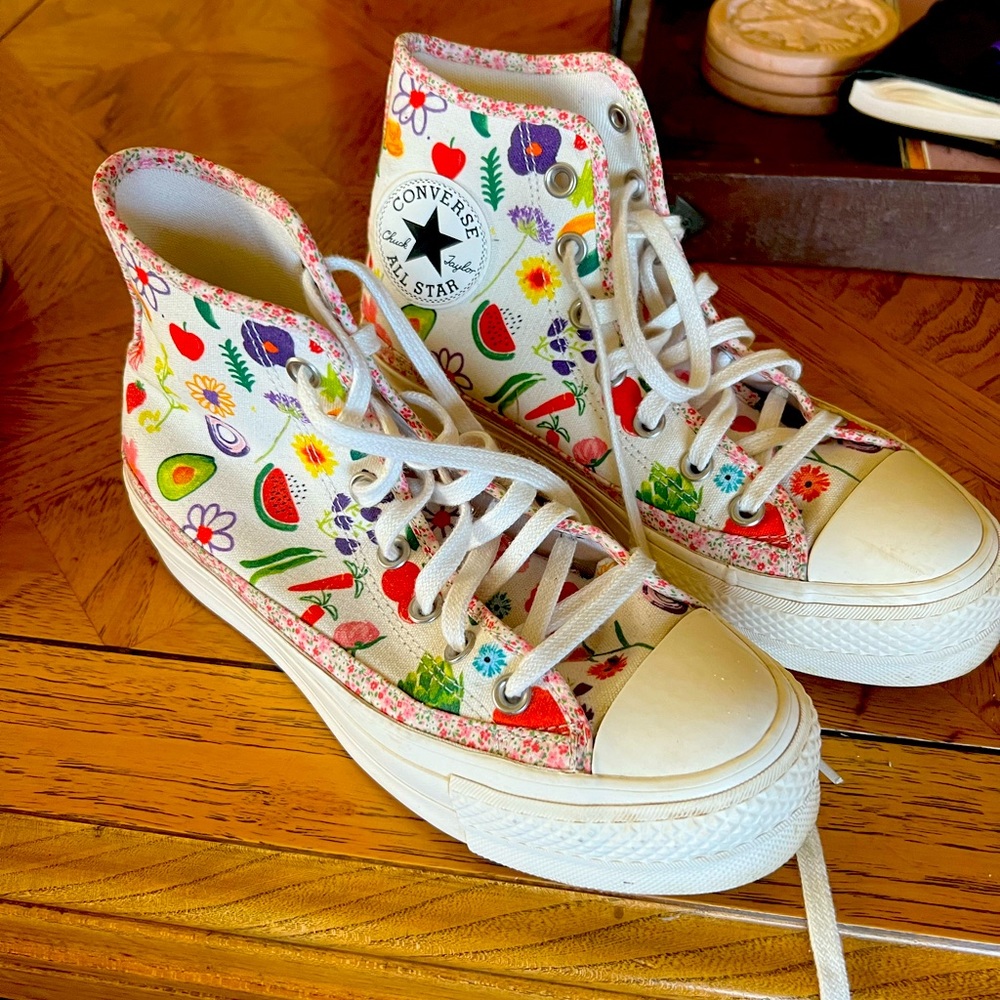 Converse Fashion Sneakers